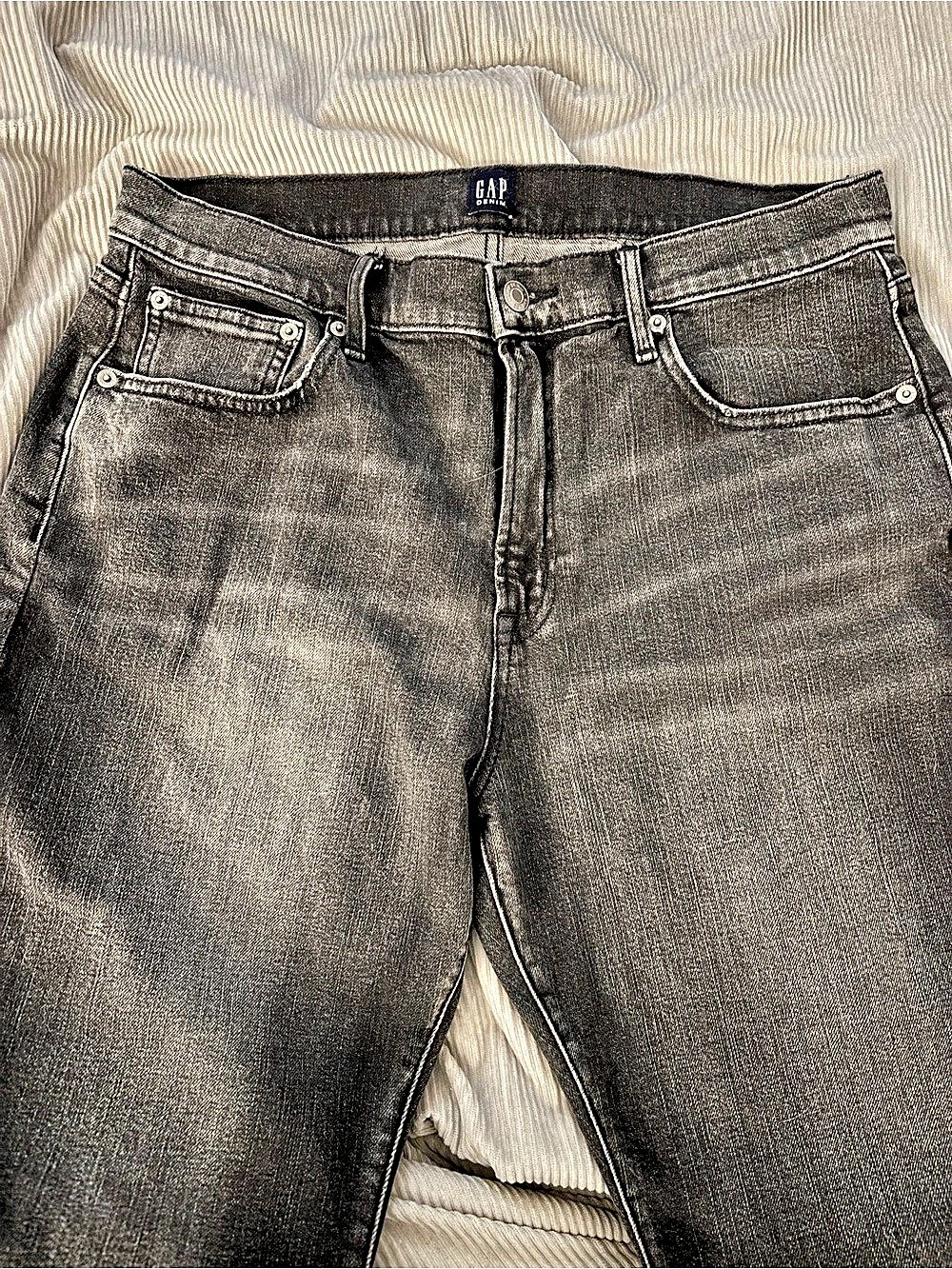 Gap Girlfriend Gray Jeans Waist 31